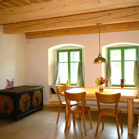 Mala Na Panske Villa *